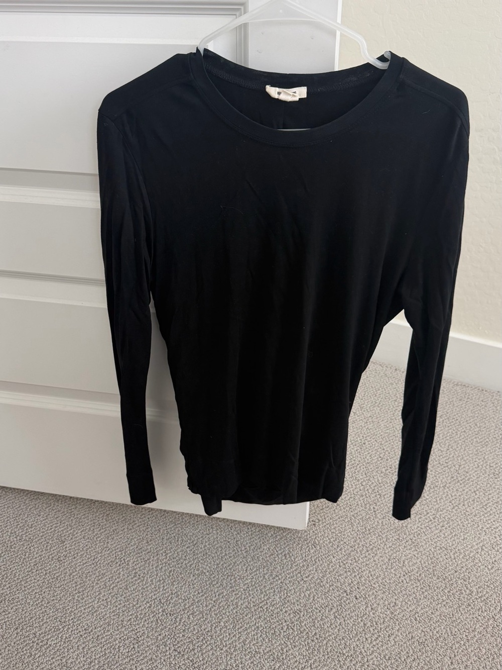 Black Long Sleeve Crew Neck Top - Women
